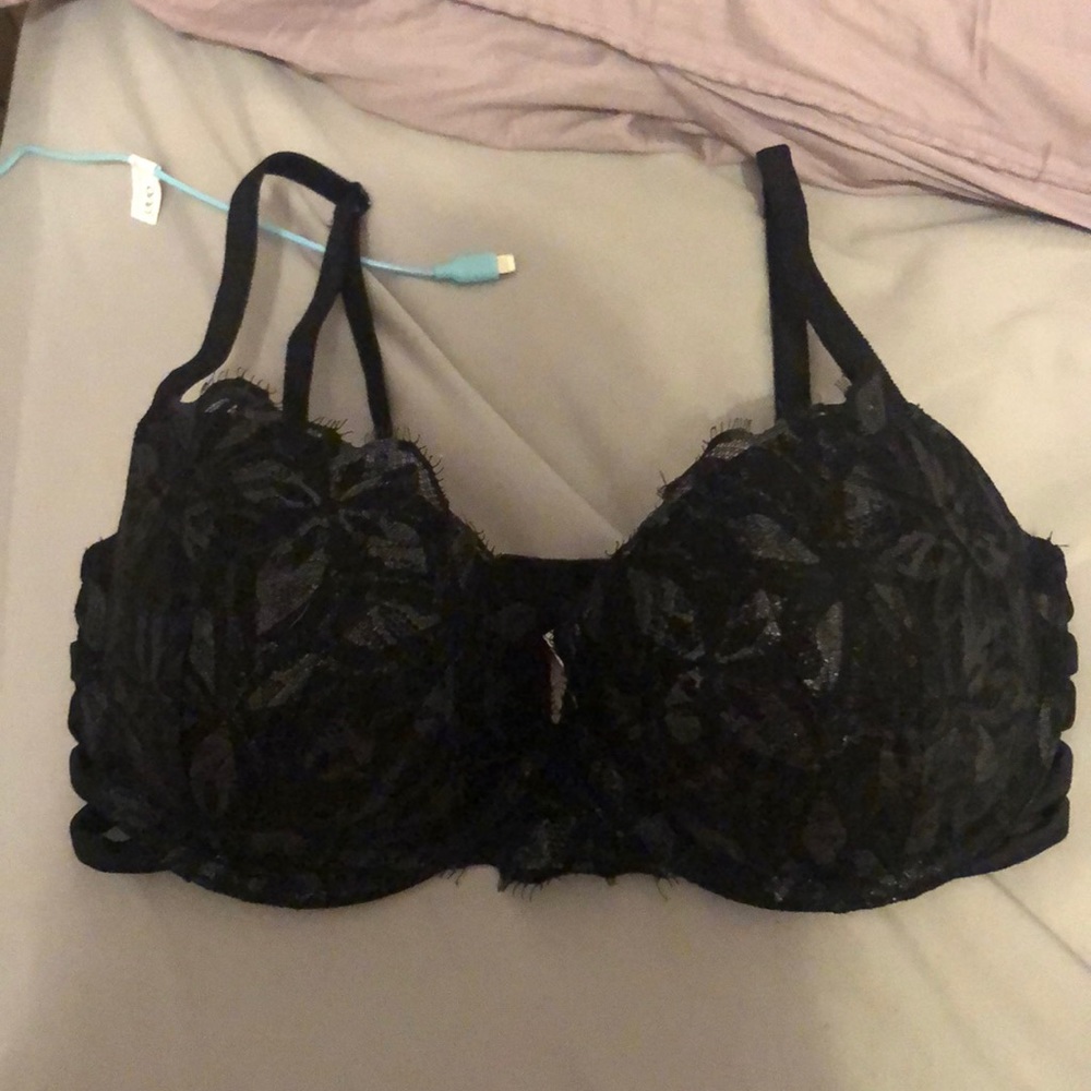 Victoria’s Secret push up bra